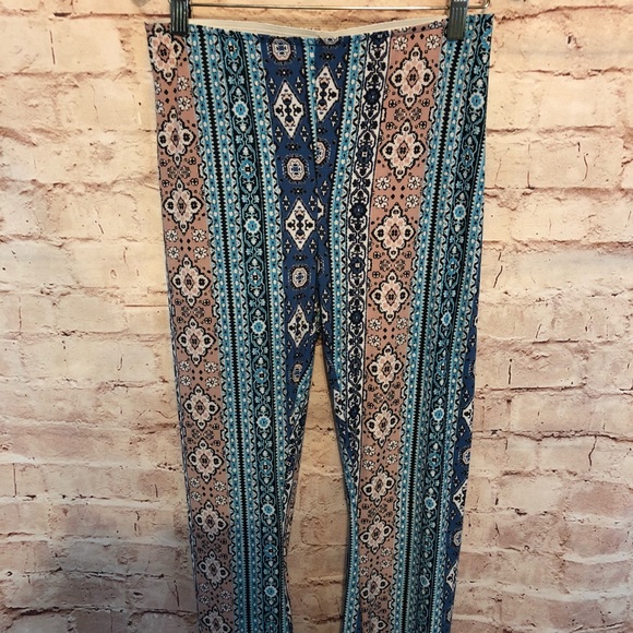 Show Me Your Mumu Bam Bam Bell Printed pant. I never wore them. - Picture 3 of 7